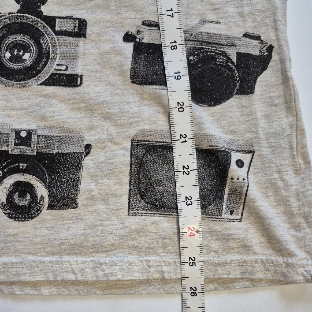 POL Cream Graphic Vintage Cameras Print Tee, Medium, Pre-loved - Picture 10 of 10